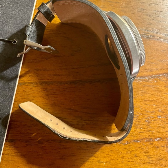 *Limited Edition* 0345/2000 Fossil Brand Superman Watch — Box, Tin, Authenticity - Picture 6 of 6